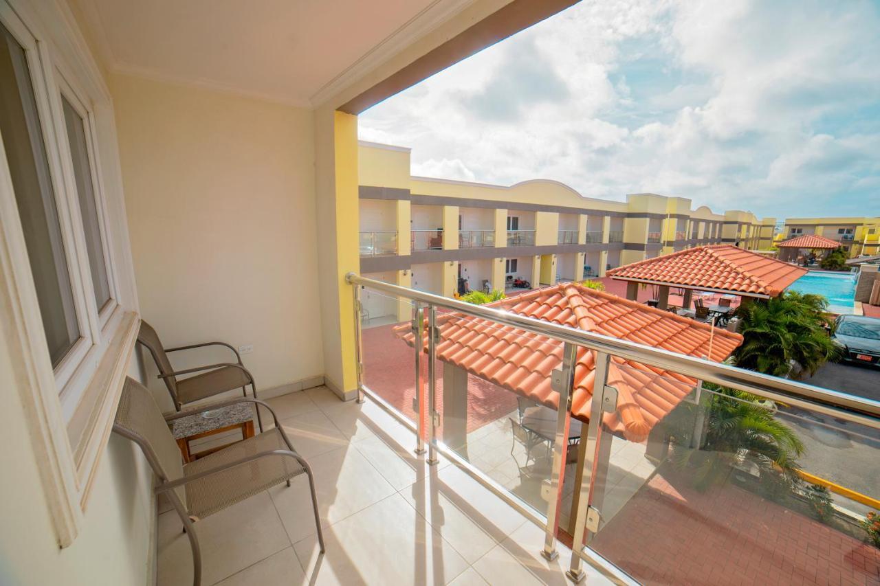 Pearl Aruba Condos Palm Beach Extérieur photo